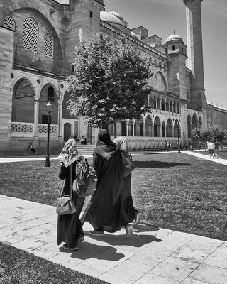 Istanbul     |   34  /  36    |
